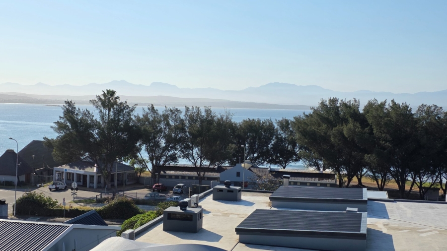 2 Bedroom Property for Sale in Mossel Bay Central Western Cape